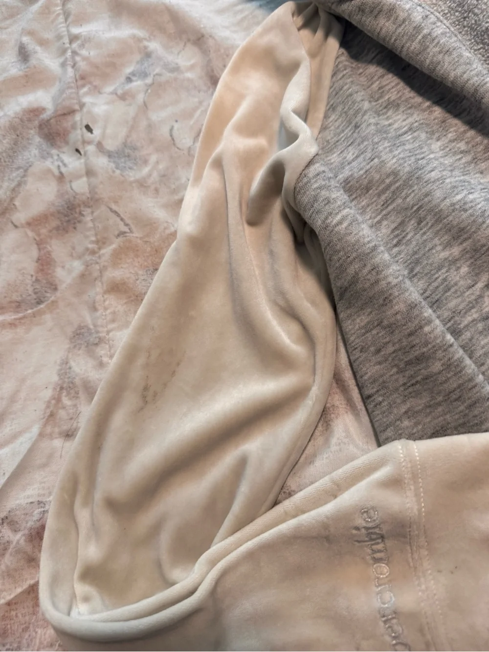 abercrombie kids Heather Gray & Cream Hooded Utility Jacket